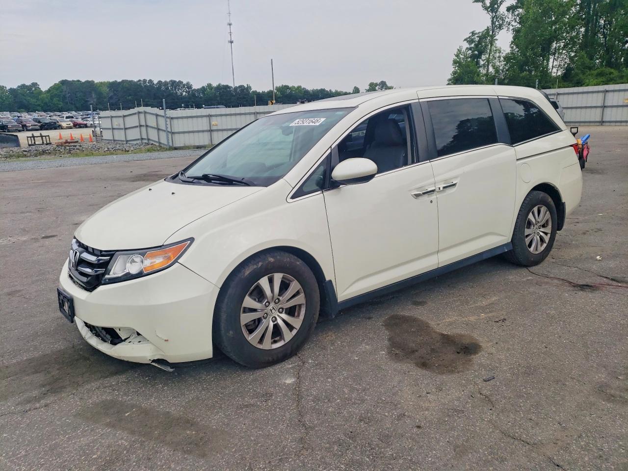 Salvage Honda Odyssey Image