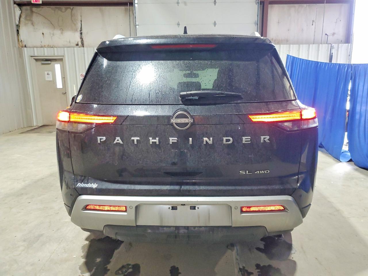 Nissan Pathfinder Sl
