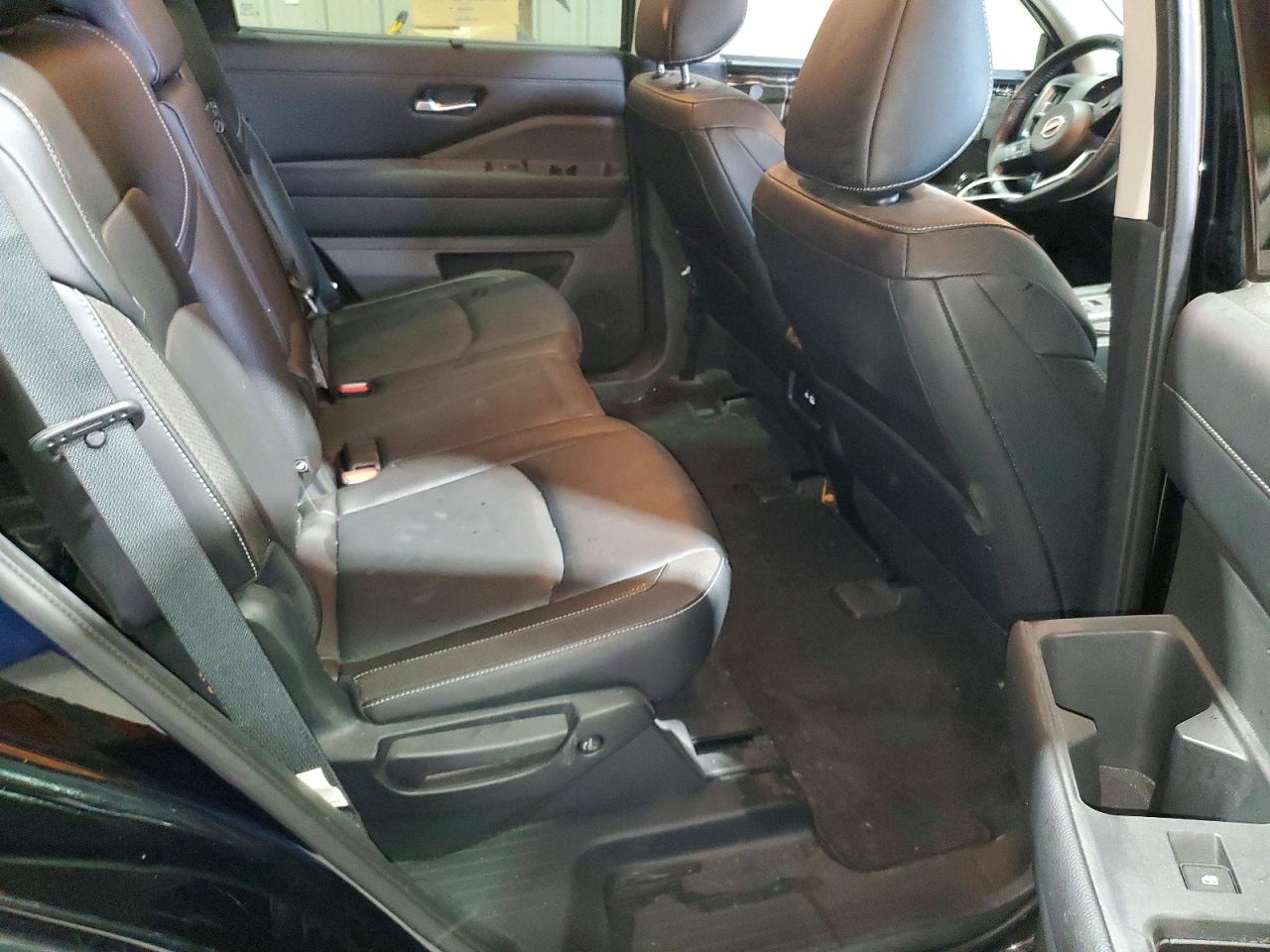 Nissan Pathfinder Sl