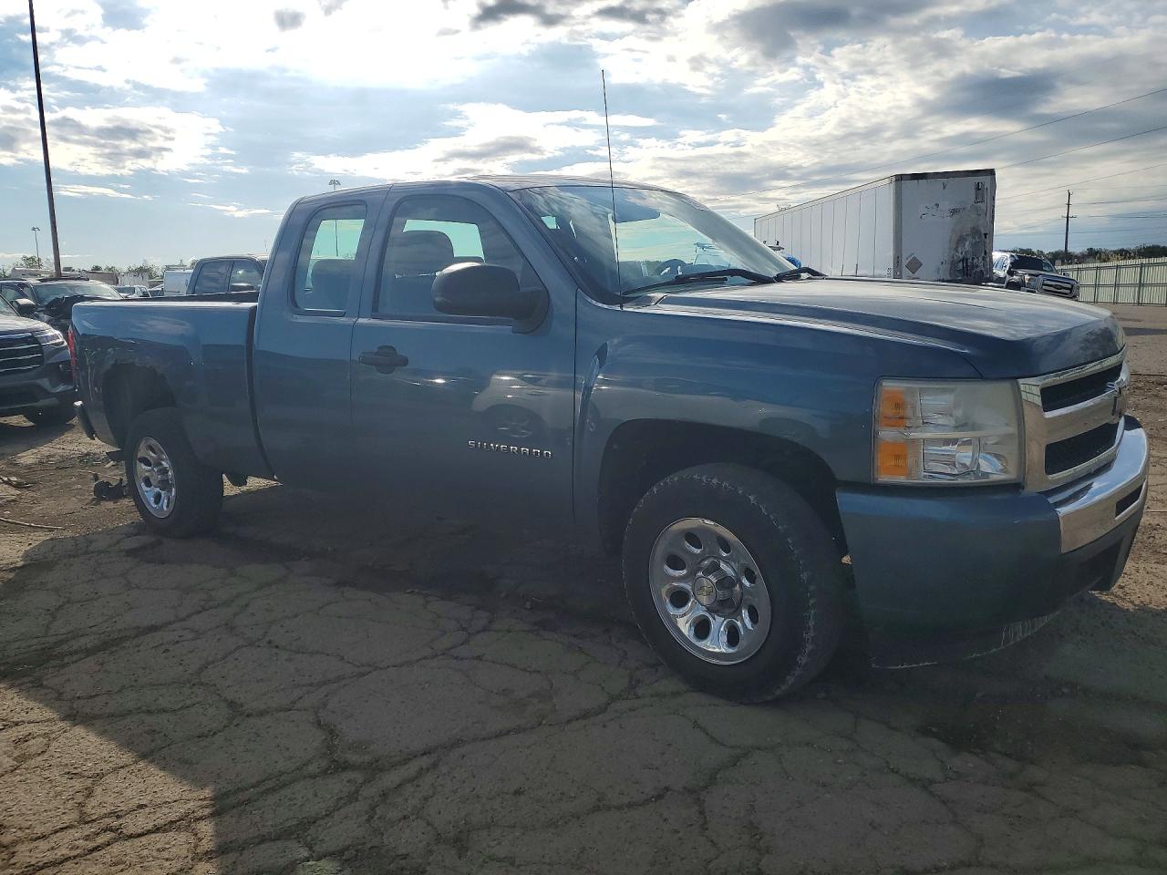 Chevrolet Silverado C1500