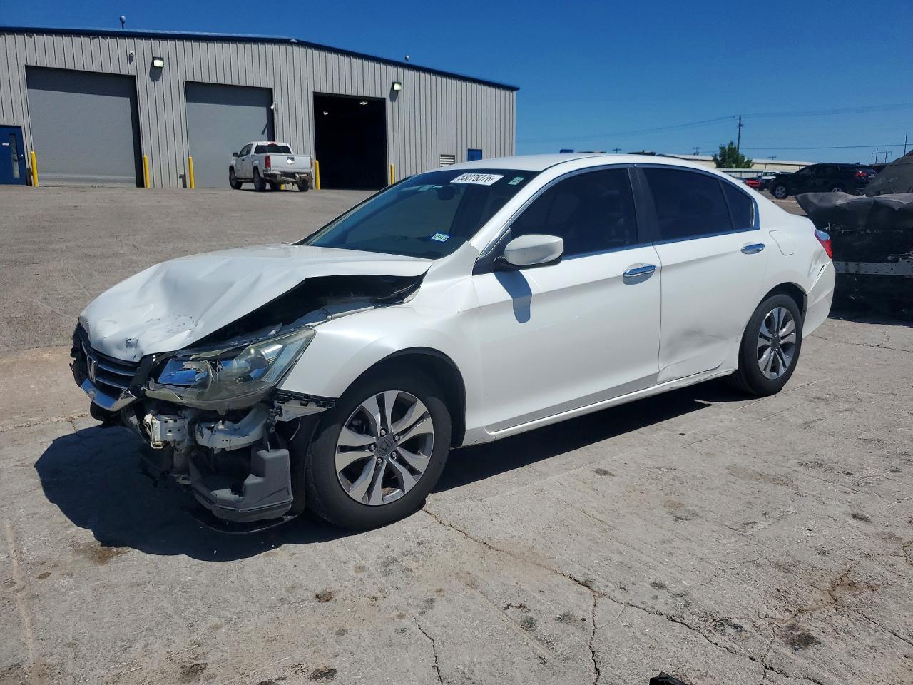 Salvage Honda Accord Image