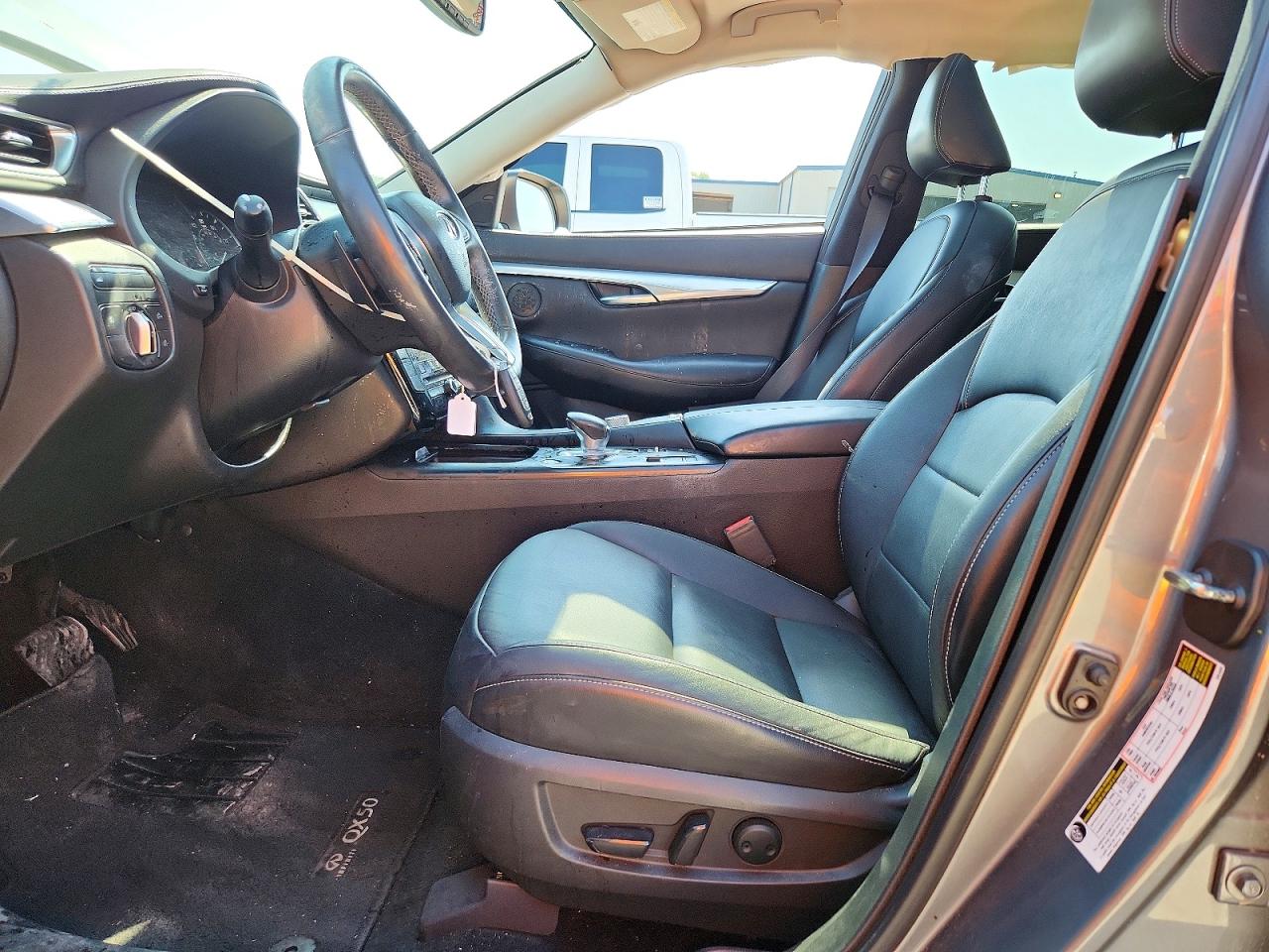 INFINITI Qx Luxe