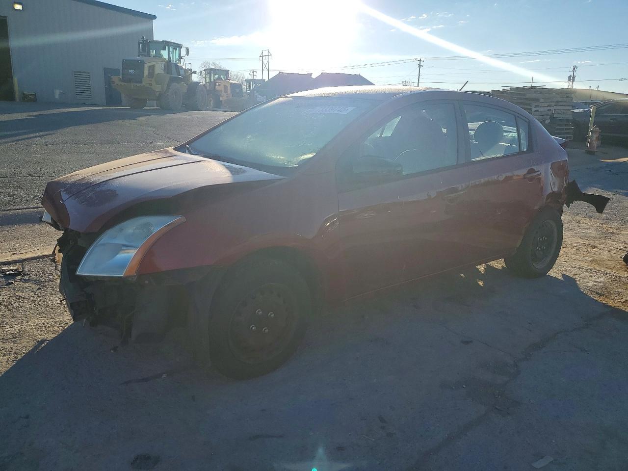 Salvage Nissan Sentra Image