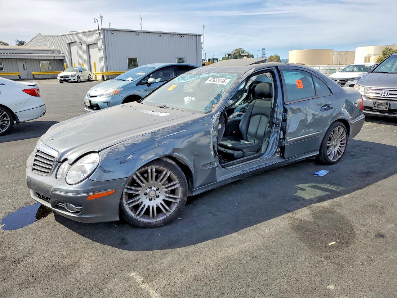 Salvage Mercedes-Benz E-Class Image