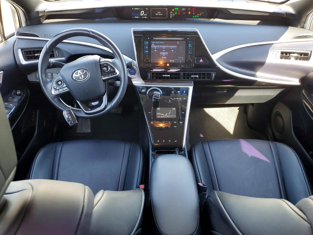 Toyota Mirai Base