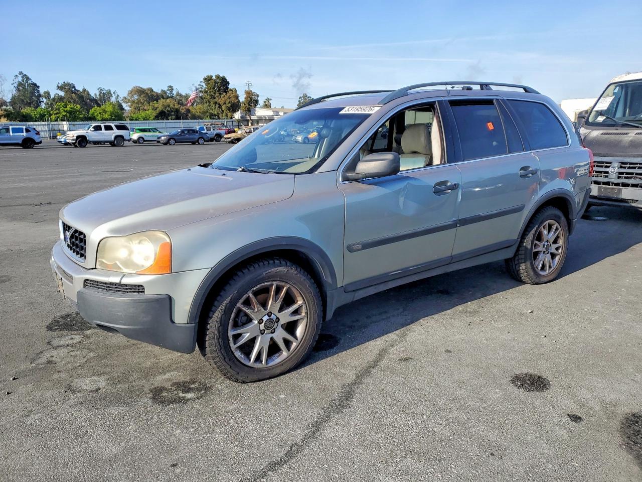 Salvage Volvo XC90 Image