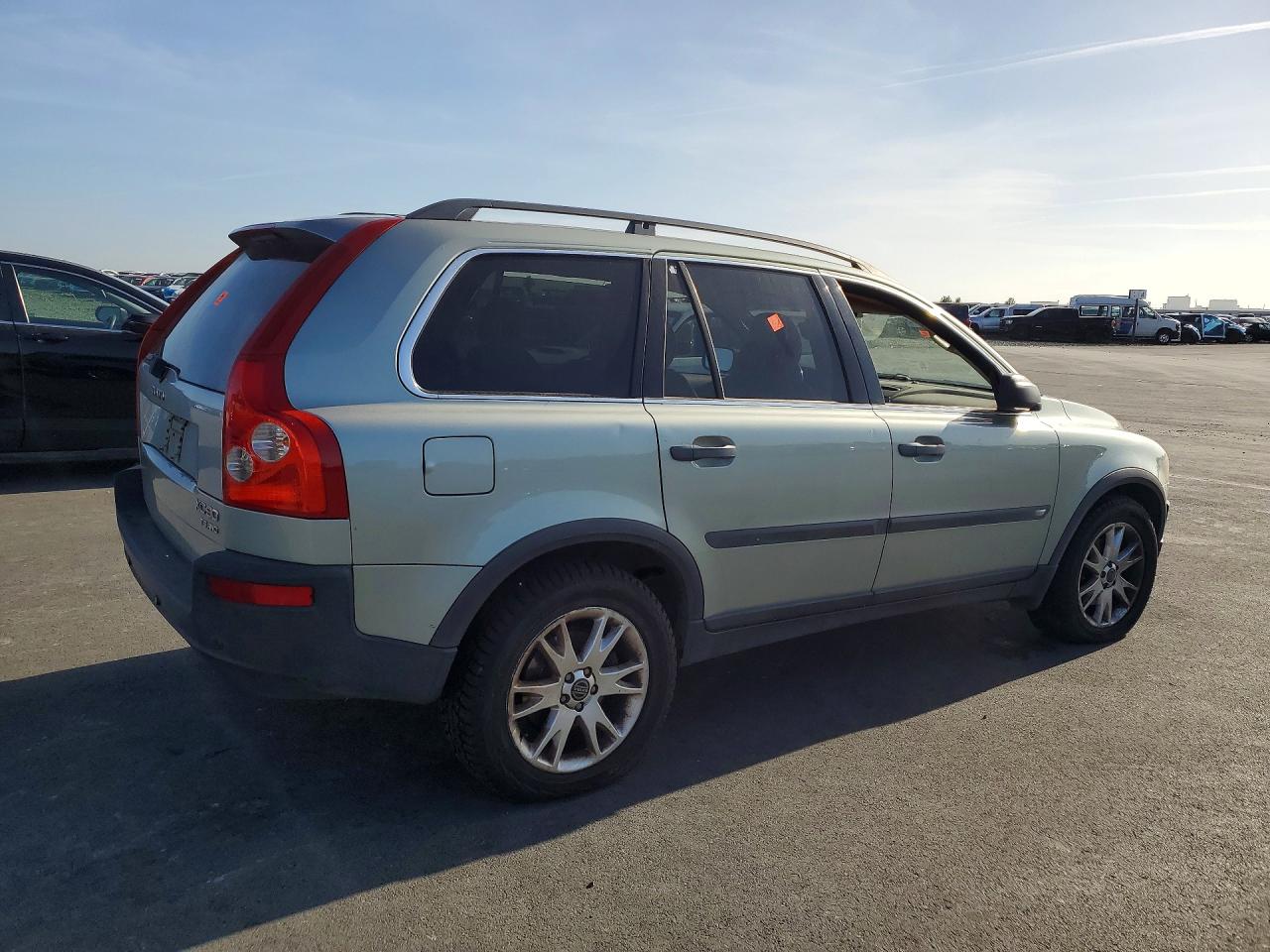 Volvo XC90 T6