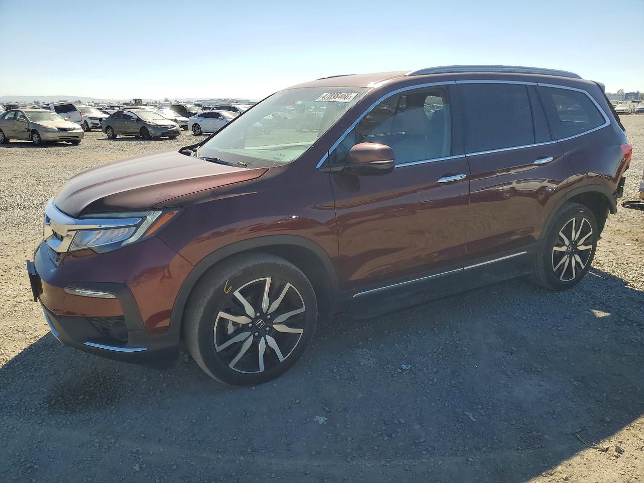 Salvage Honda Pilot Image