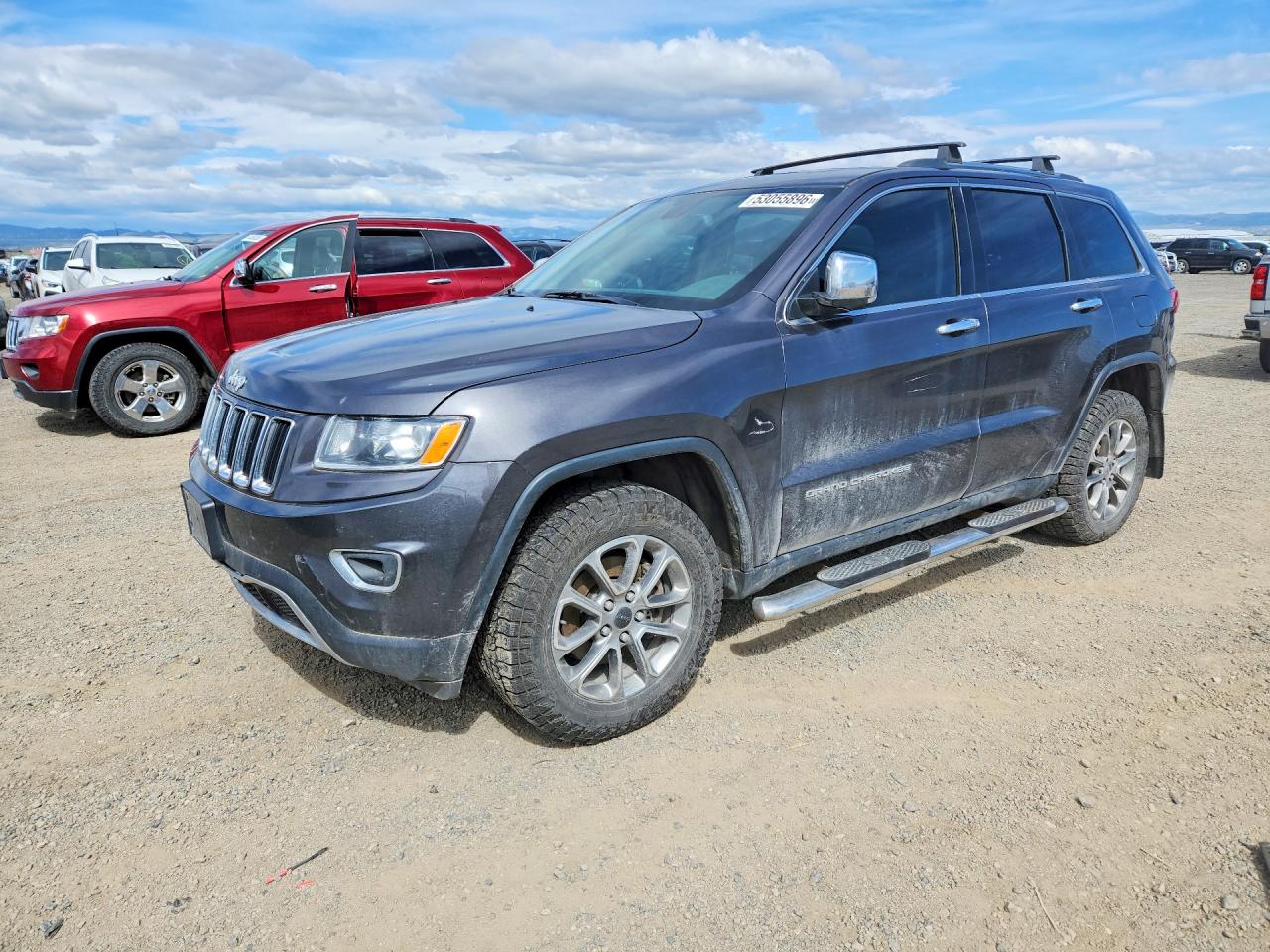Salvage Jeep Cherokee Image