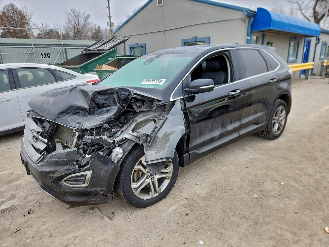 Salvage Ford Edge Image