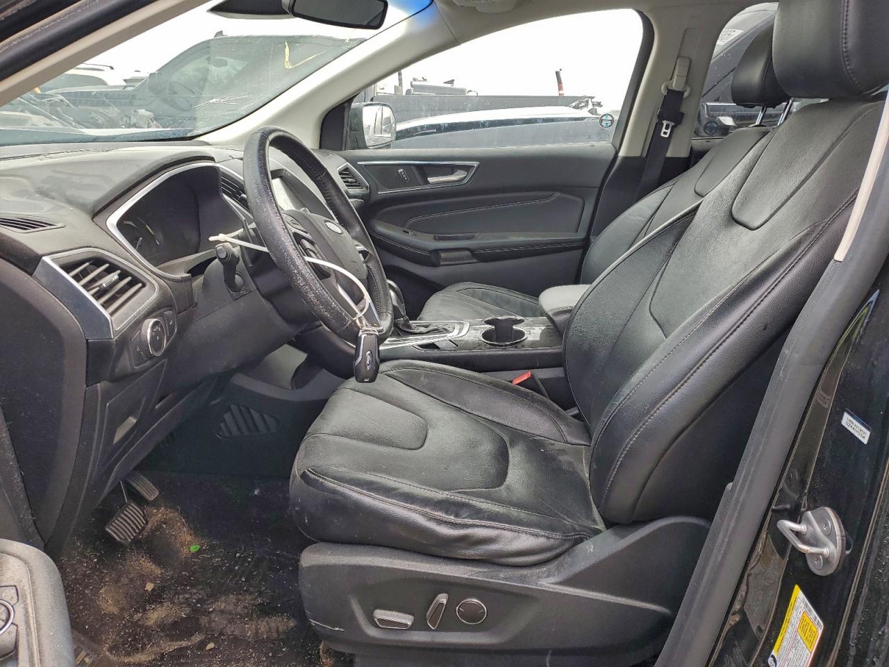 Ford Edge Titanium