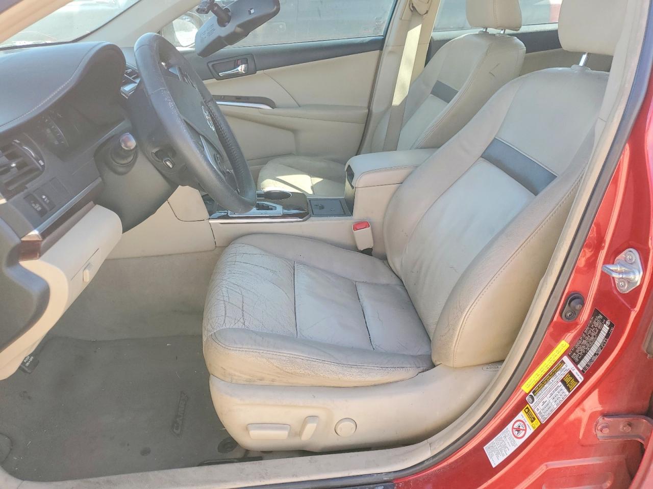 Toyota Camry Xle V6