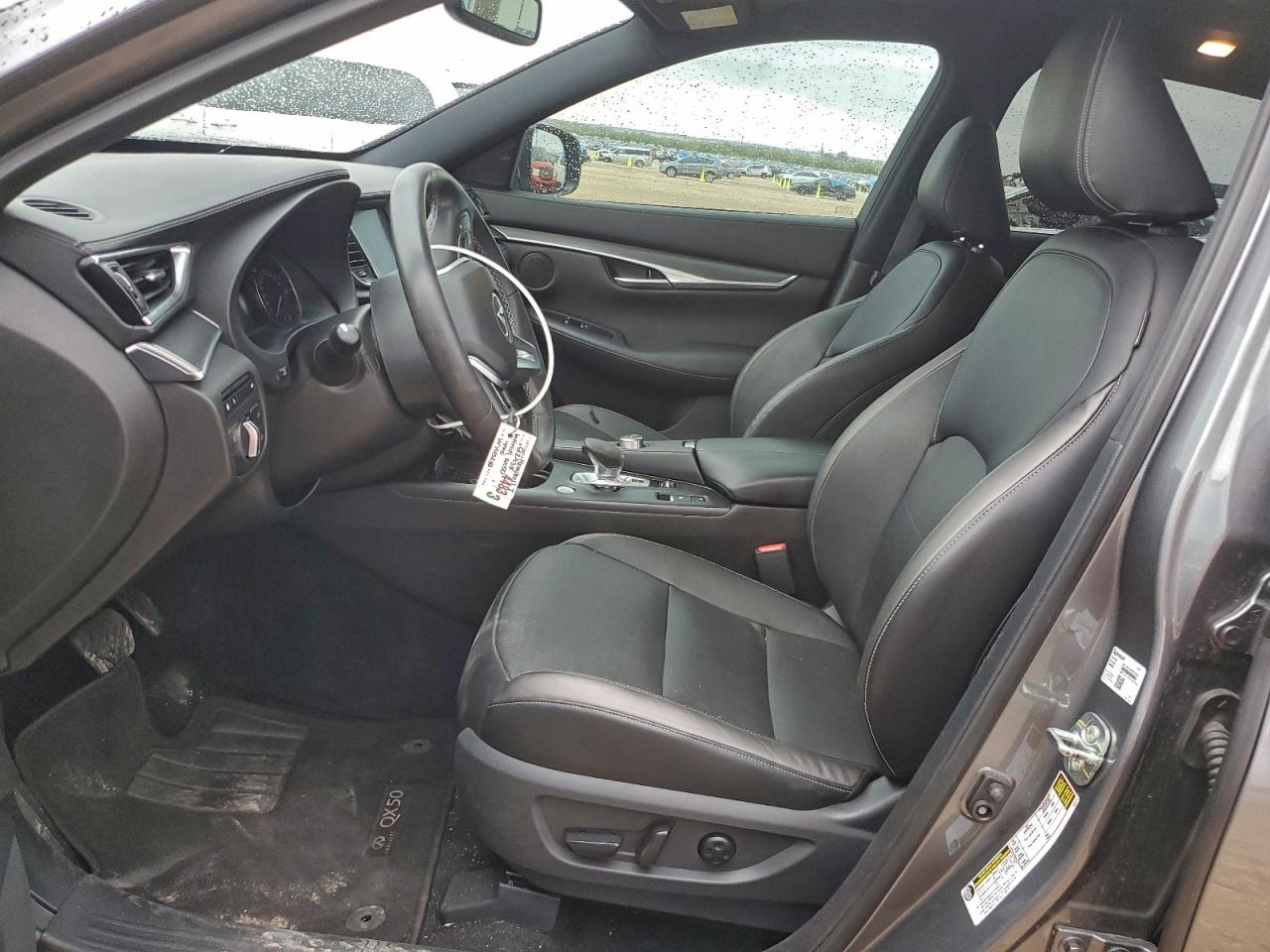 INFINITI Qx Luxe