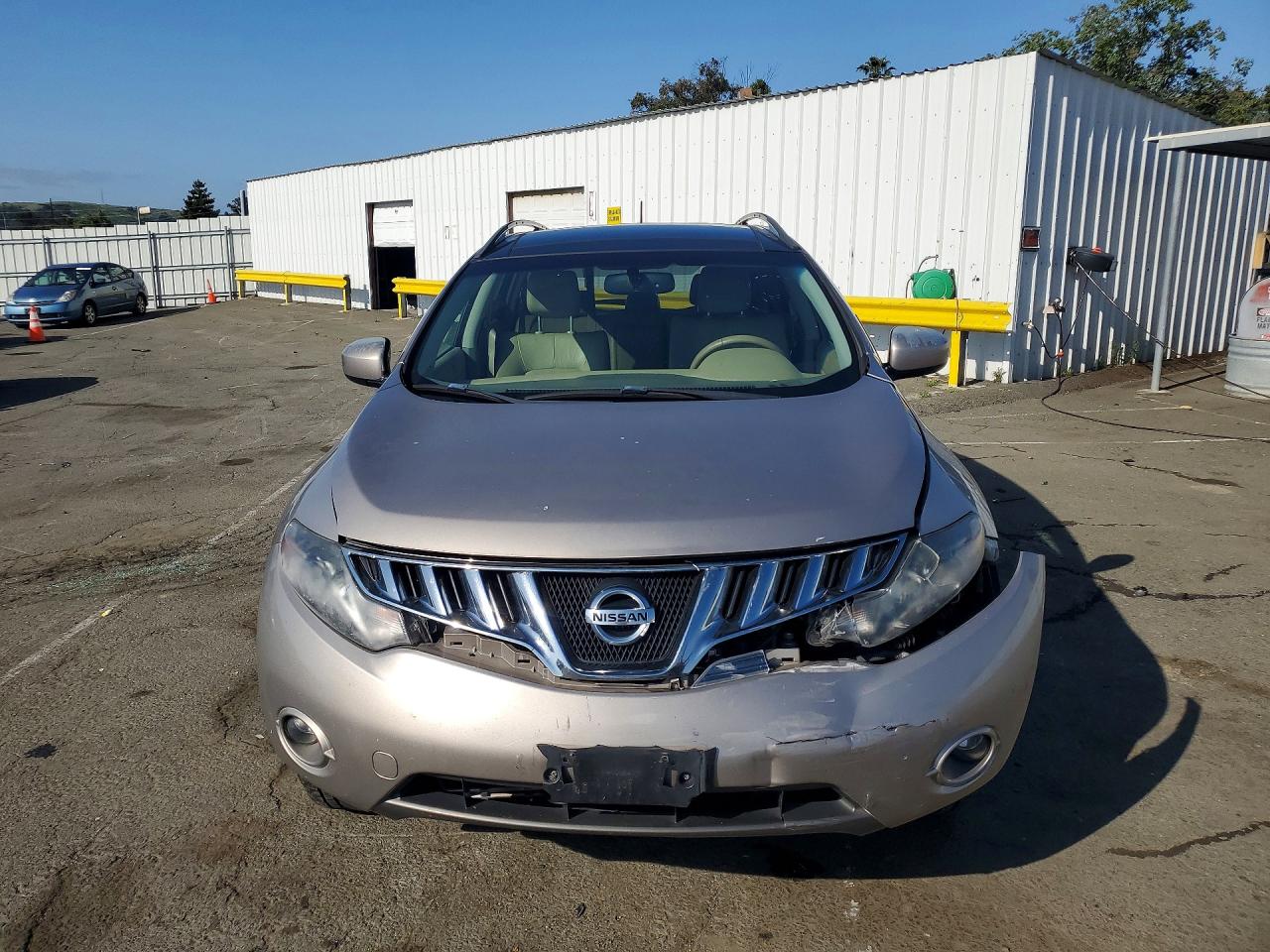 Nissan Murano S