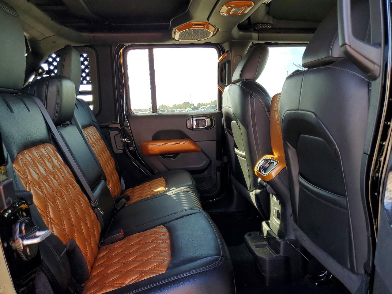Jeep Wrangler Sahara