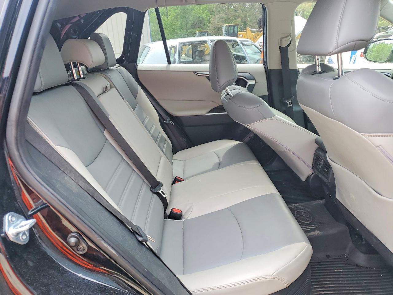 Toyota RAV4 Xle Premium