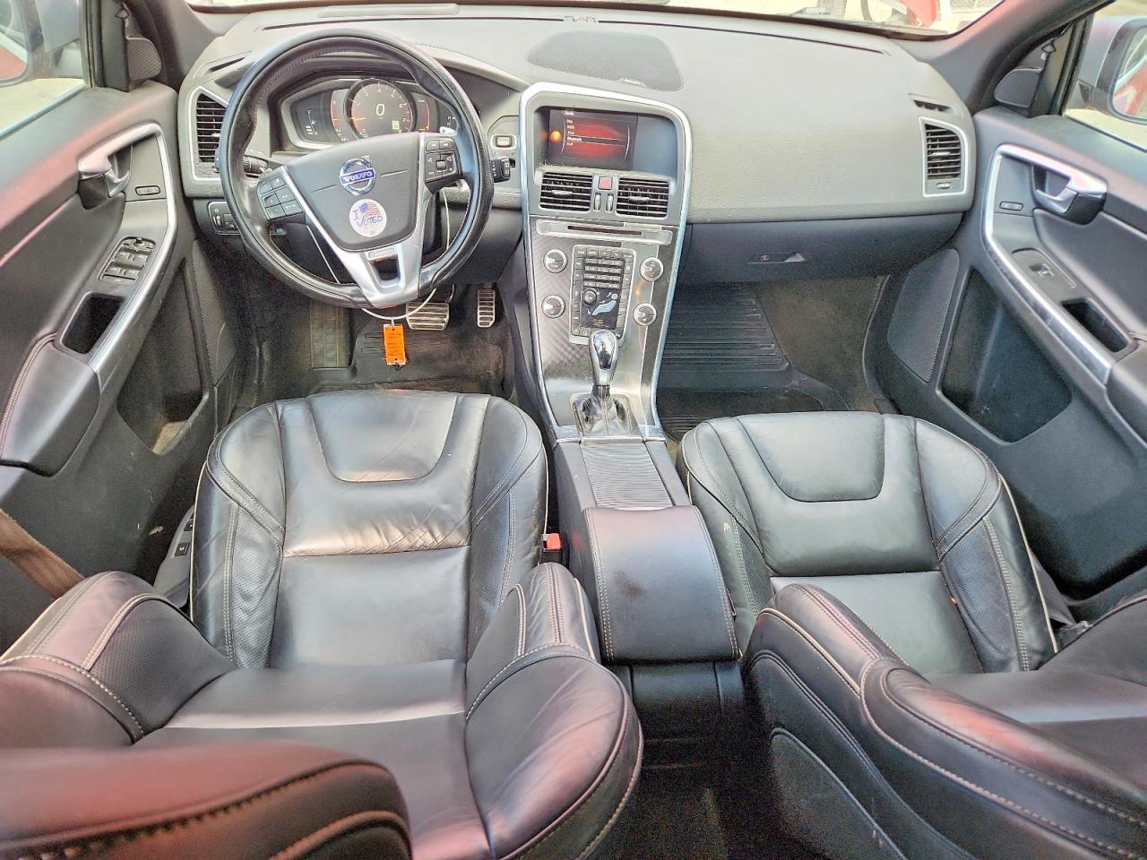 Volvo XC60 T6 R-design Platinum