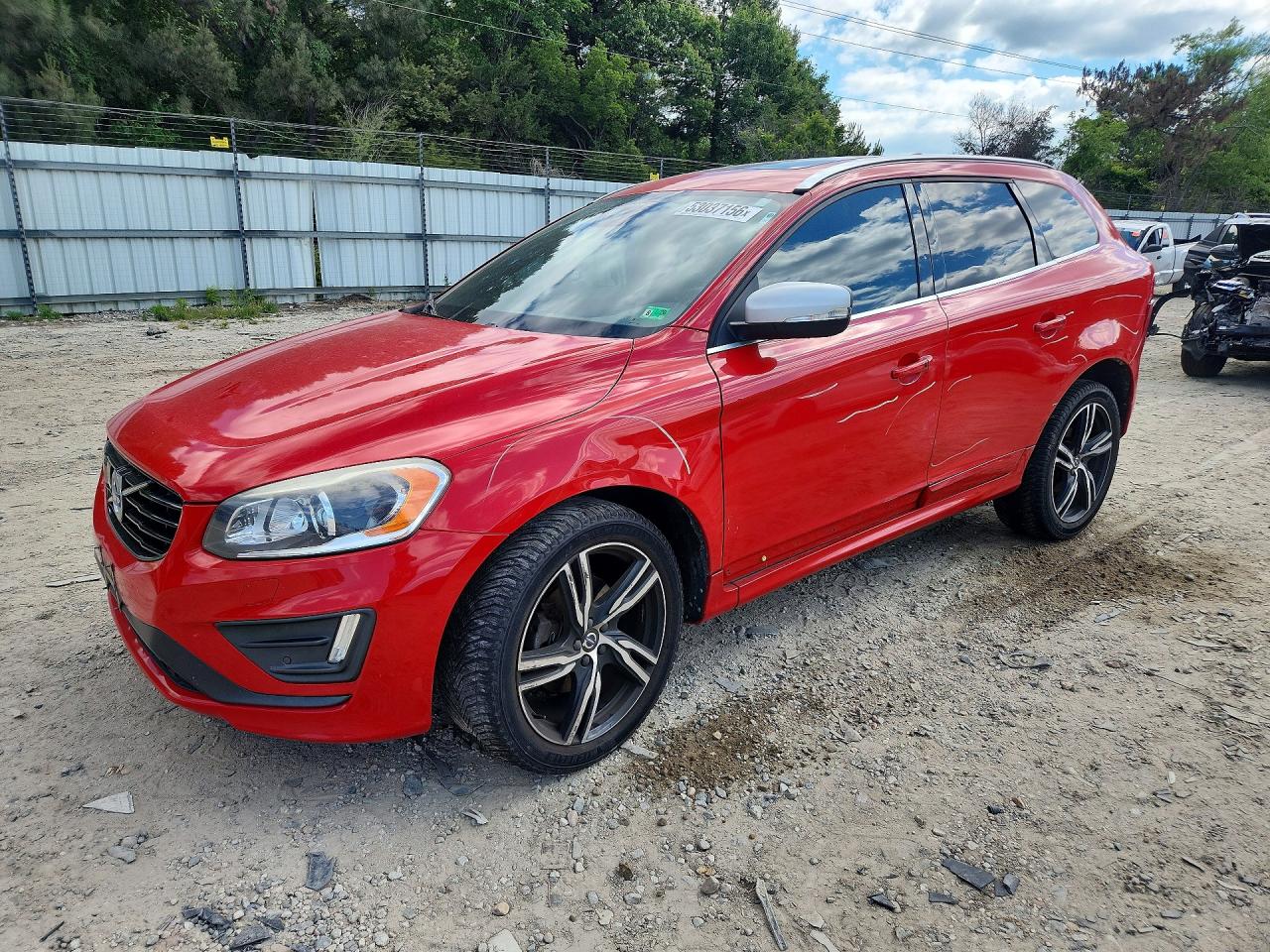 Salvage Volvo XC60 Image