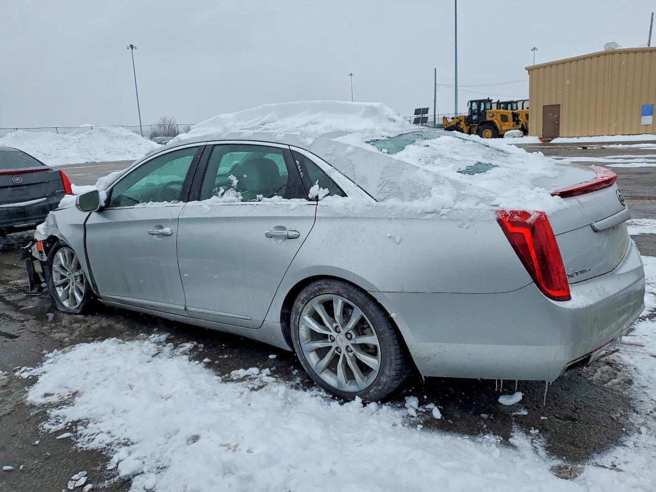 Cadillac XTS Luxury Collection