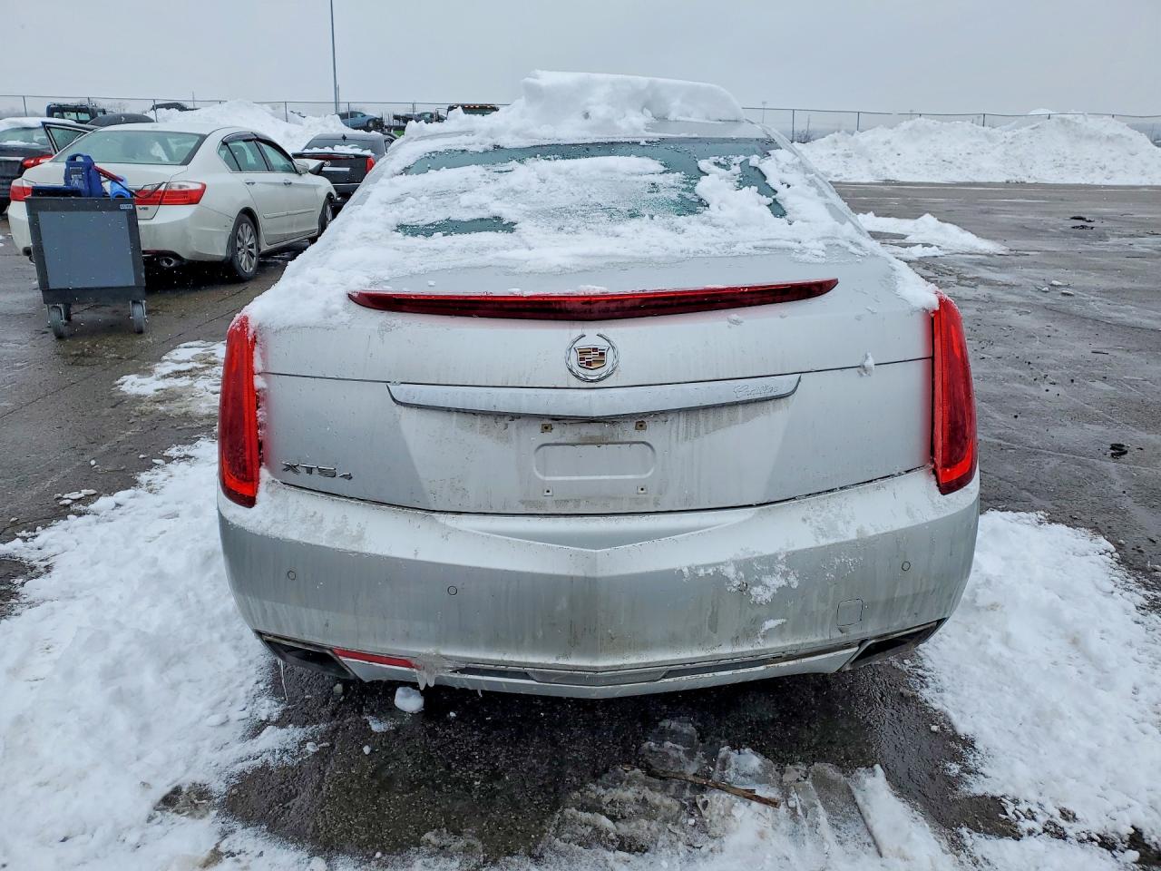 Cadillac XTS Luxury Collection