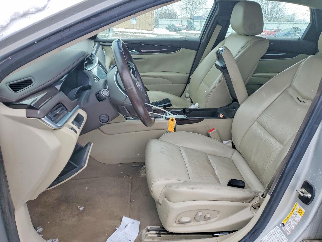 Cadillac XTS Luxury Collection