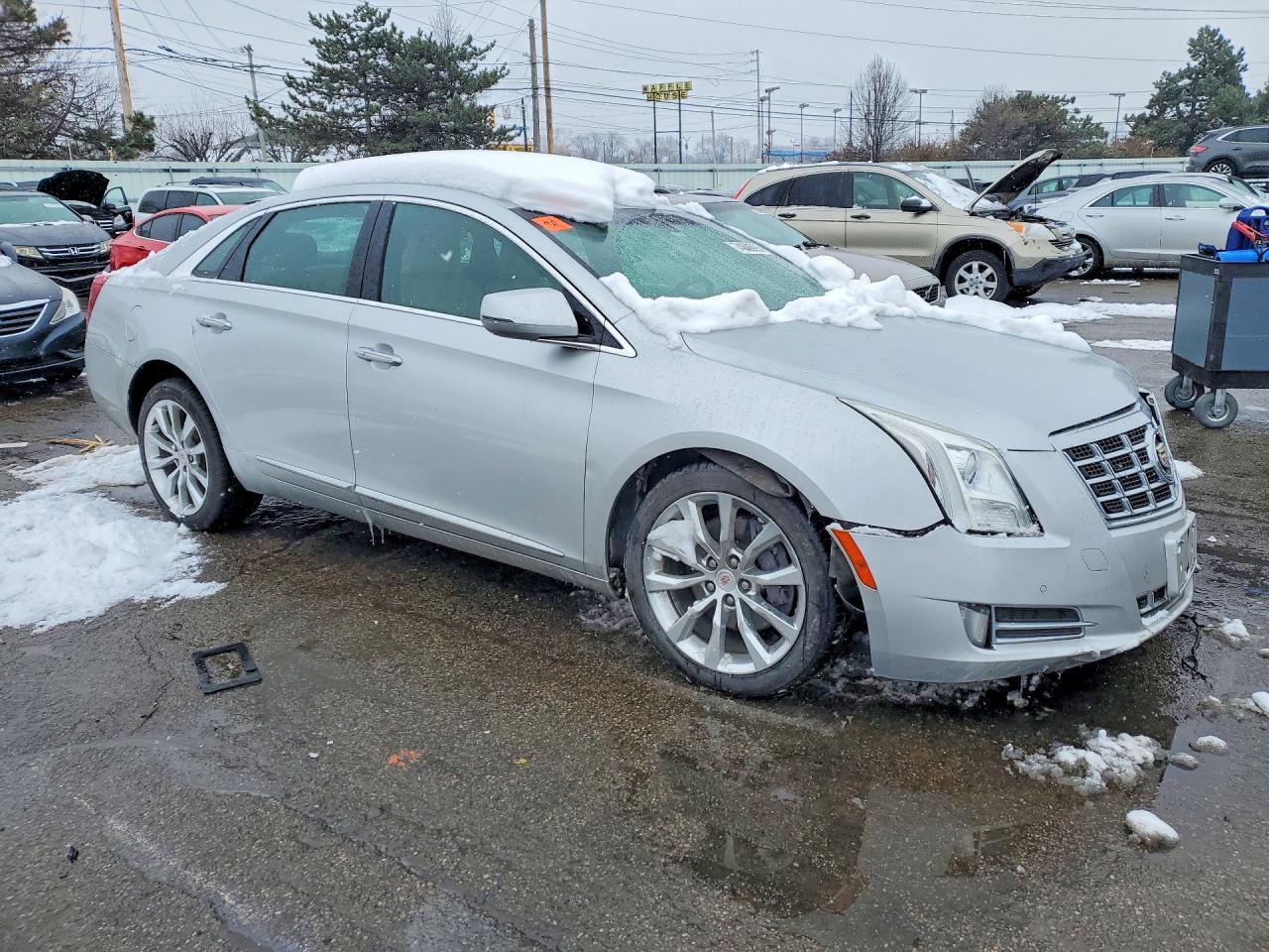 Cadillac XTS Luxury Collection