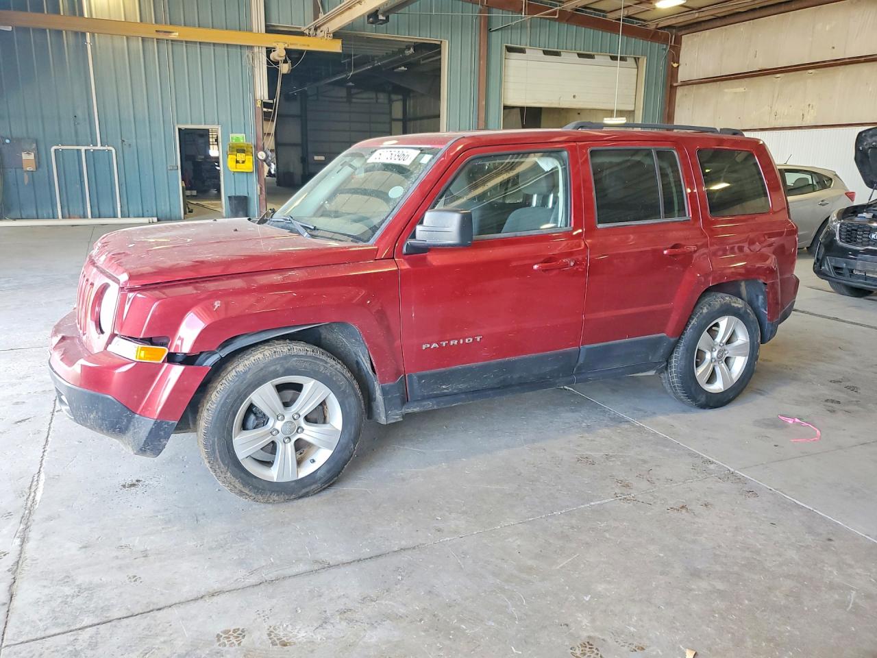 Salvage Jeep Patriot Image