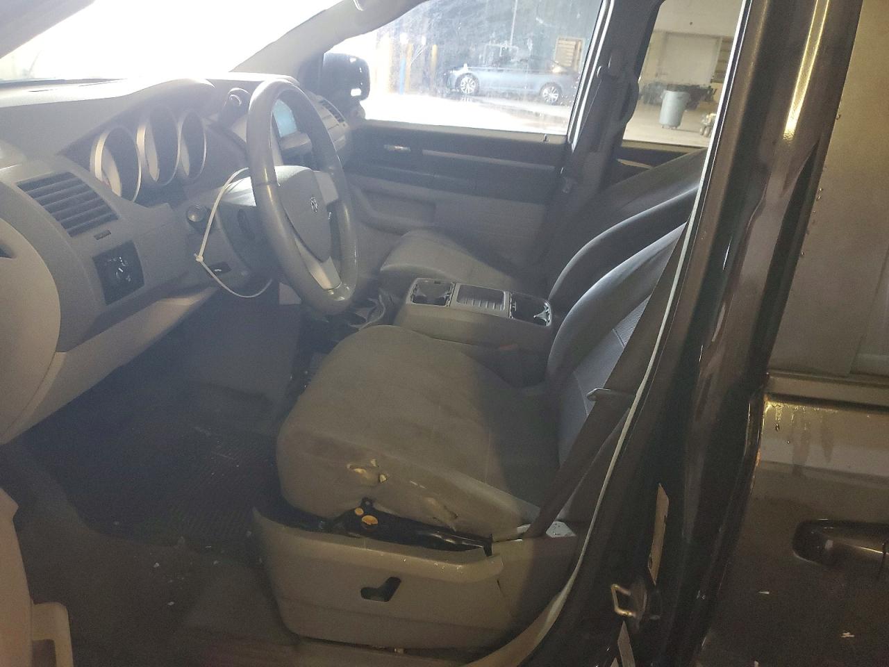 Dodge Caravan Sxt