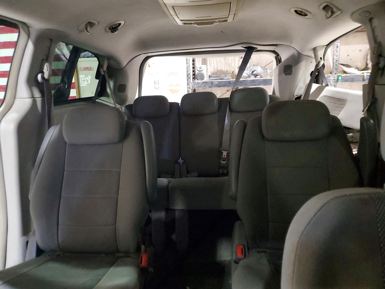 Dodge Caravan Sxt