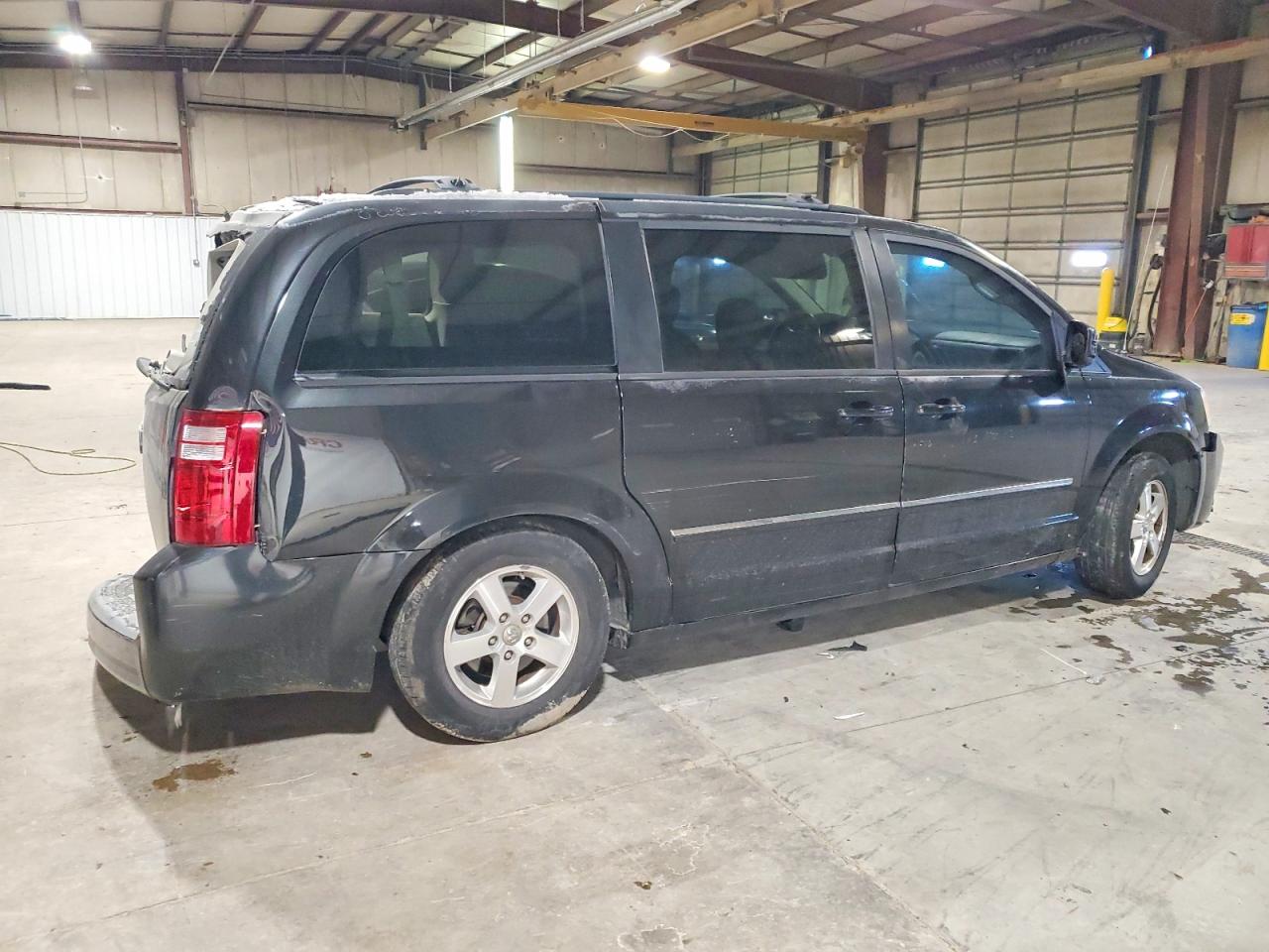Dodge Caravan Sxt