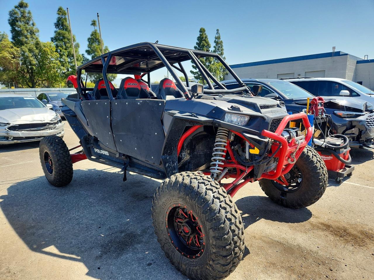 Salvage Polaris Razor Image