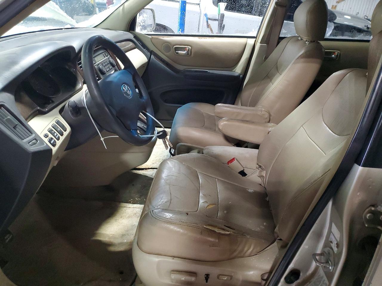 Toyota Highlander Base
