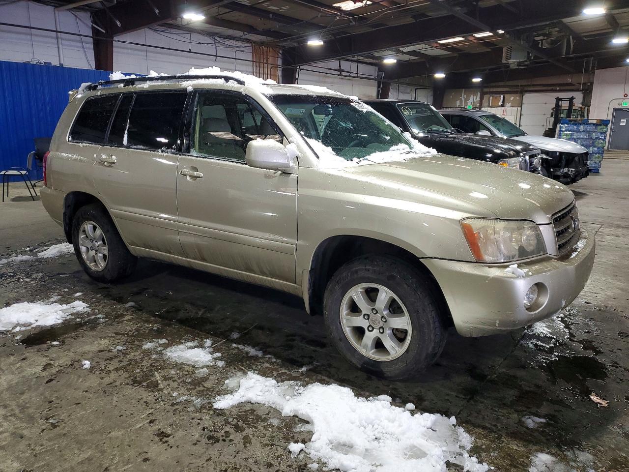 Toyota Highlander Base