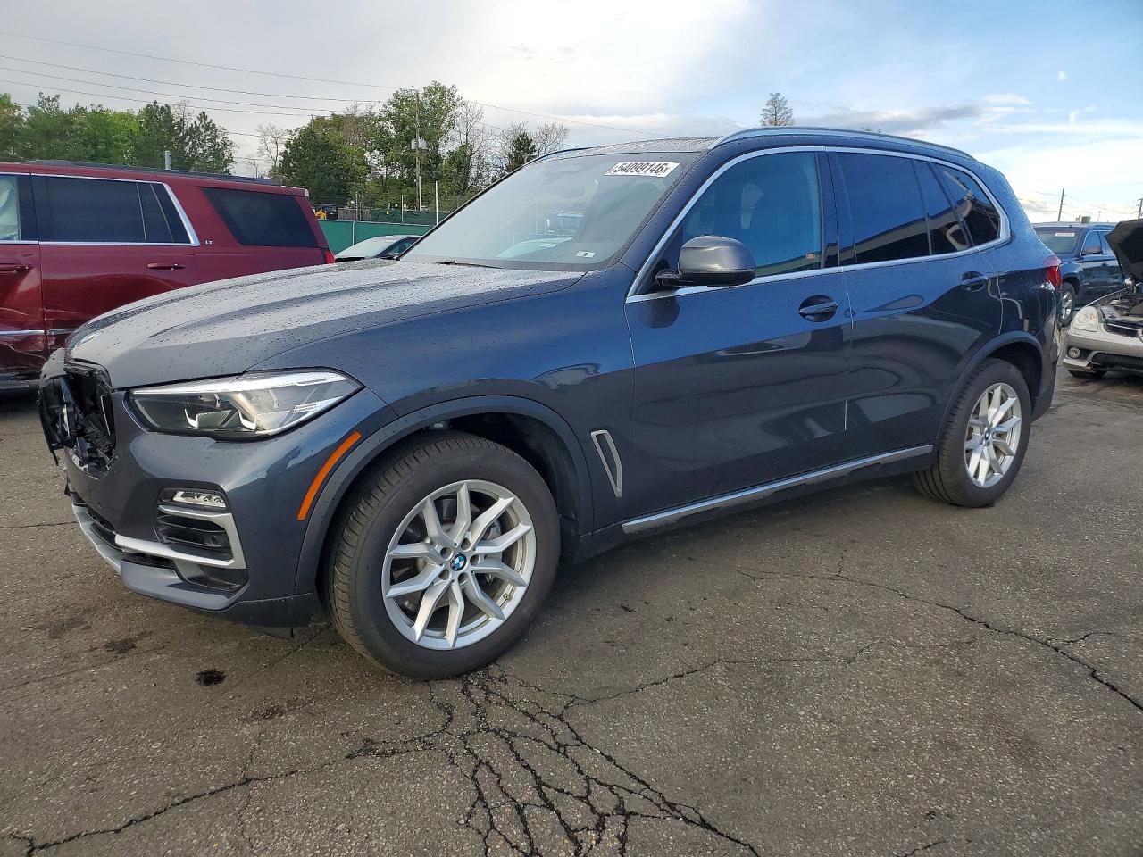 Salvage BMW X Series Image