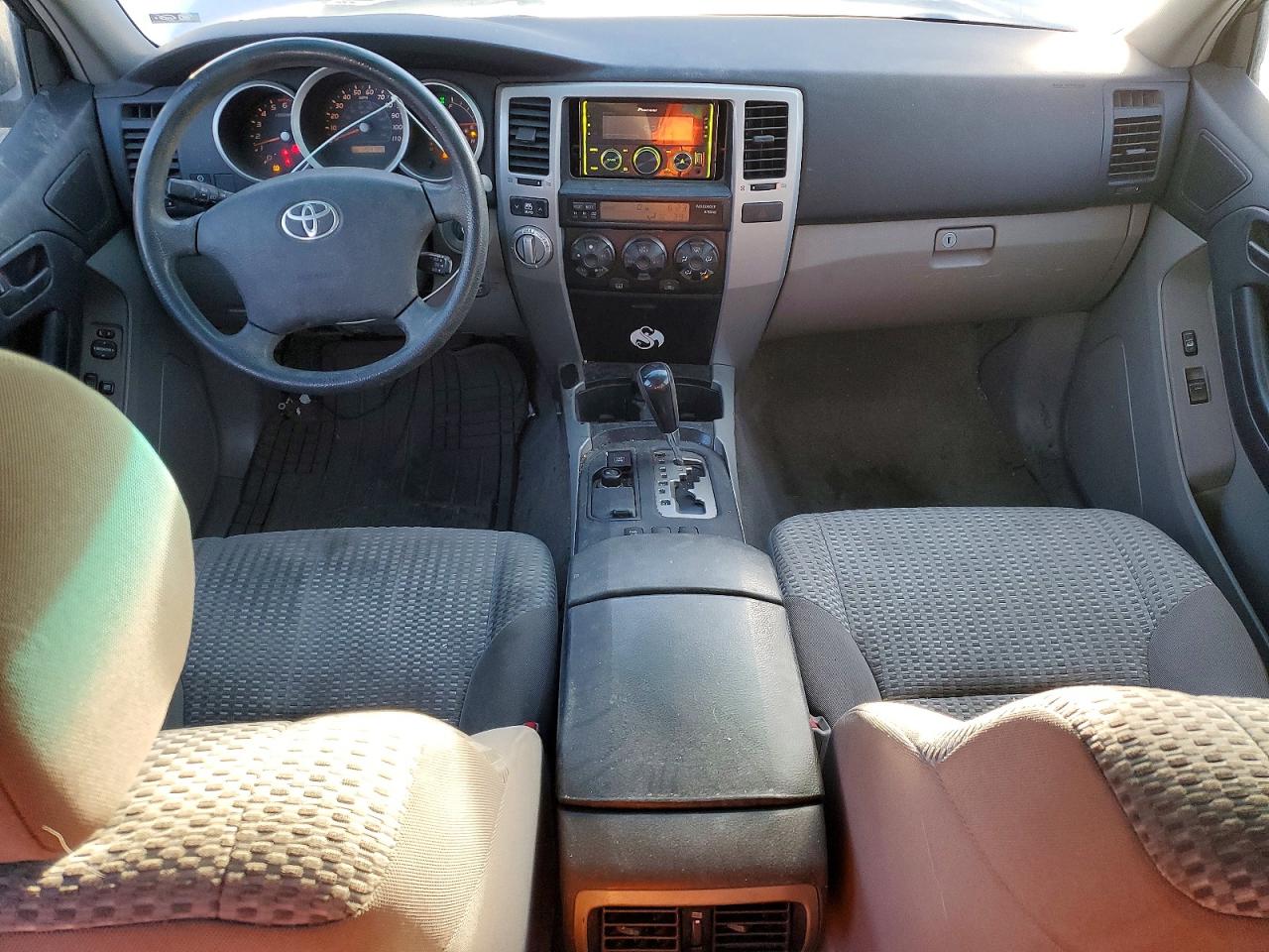 Toyota 4Runner Sr5