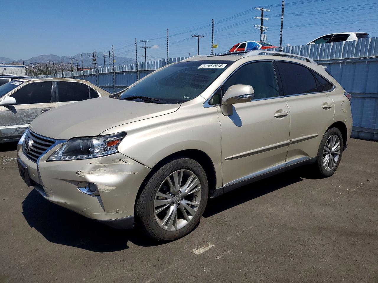 Salvage Lexus RX Image