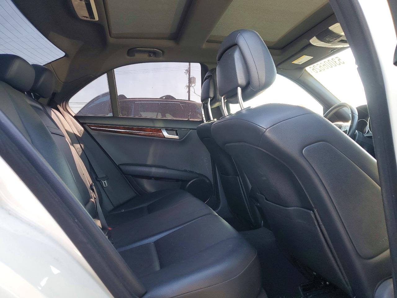 Mercedes-Benz C-Class 250