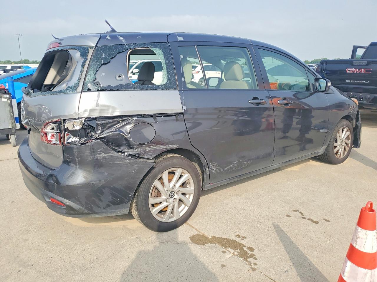 Mazda 5