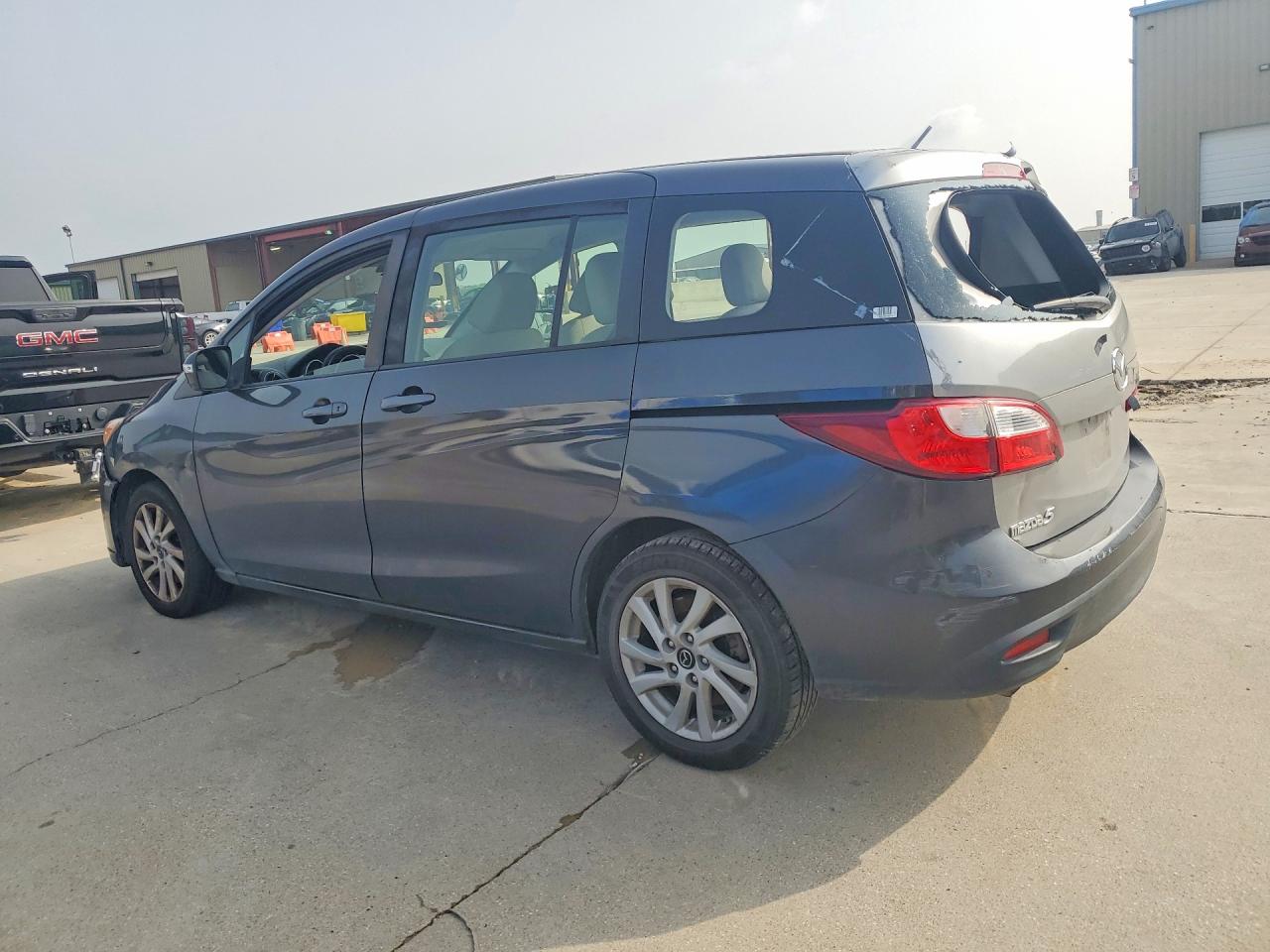 Mazda 5