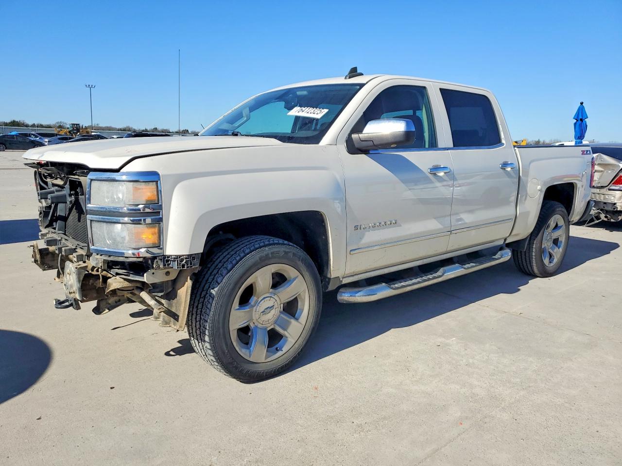 Salvage Chevrolet Silverado Image