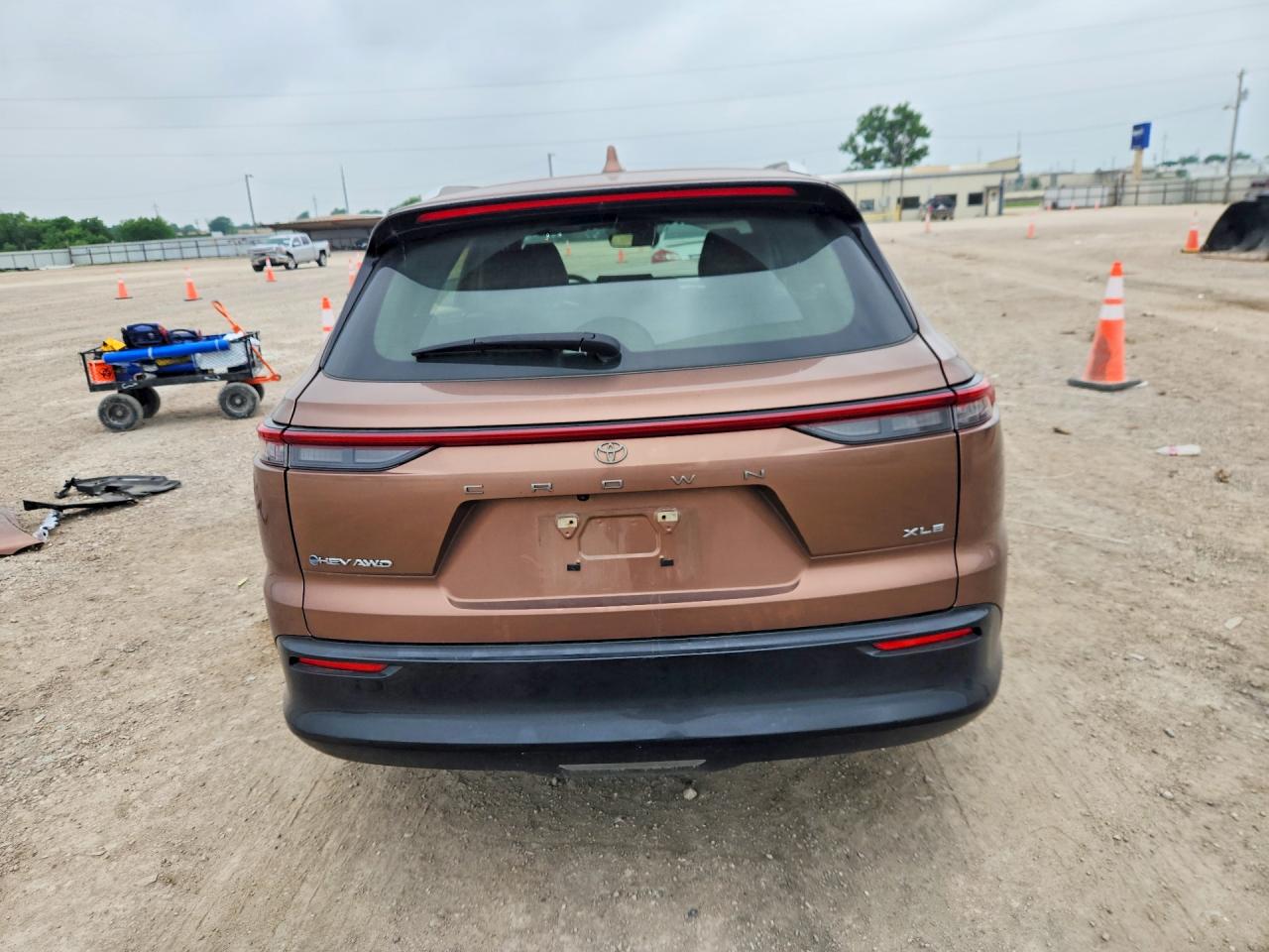 Toyota Crown Sign Xle