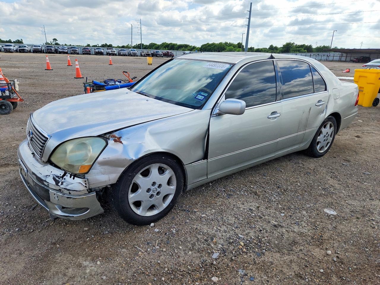 Salvage Lexus LS Image