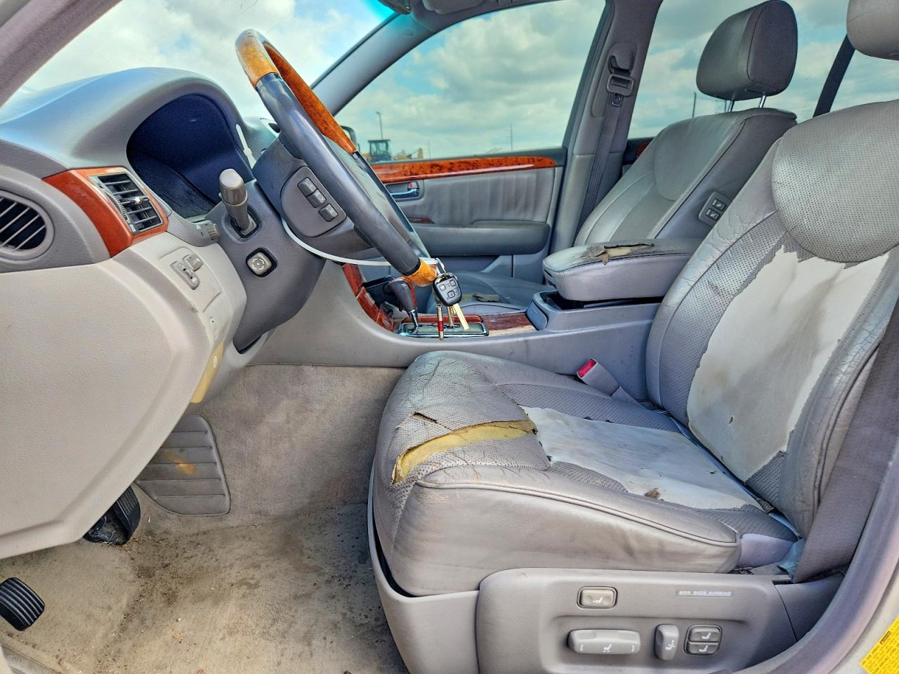 Lexus LS 430
