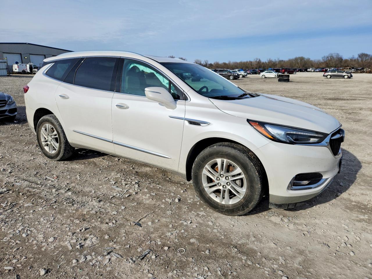 Buick Enclave Essence