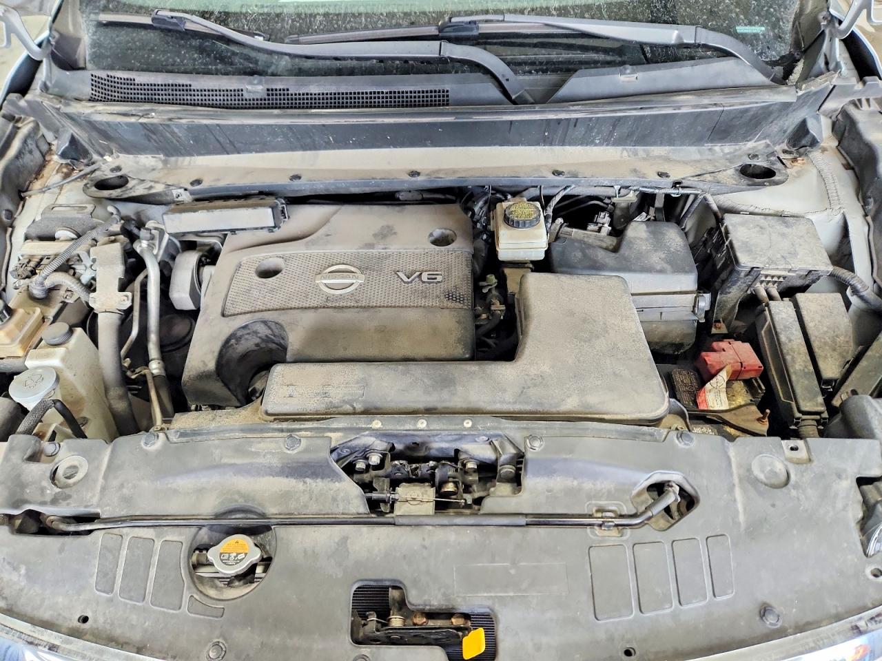 Nissan Pathfinder S