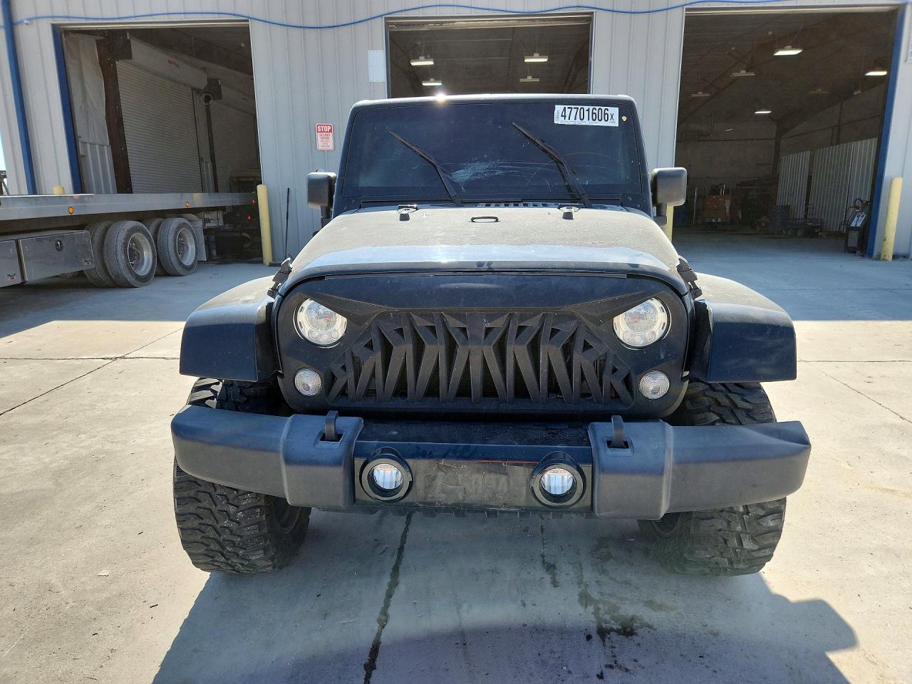 Jeep Wrangler Sahara