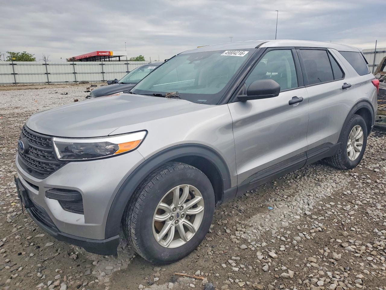 Salvage Ford Explorer Image