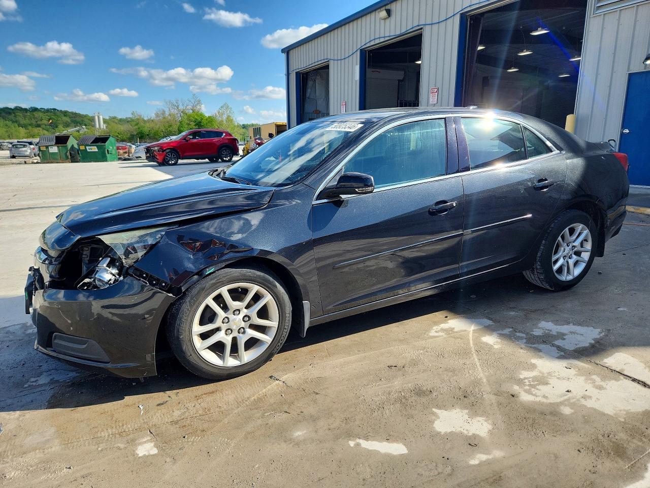 Salvage Chevrolet Malibu Image