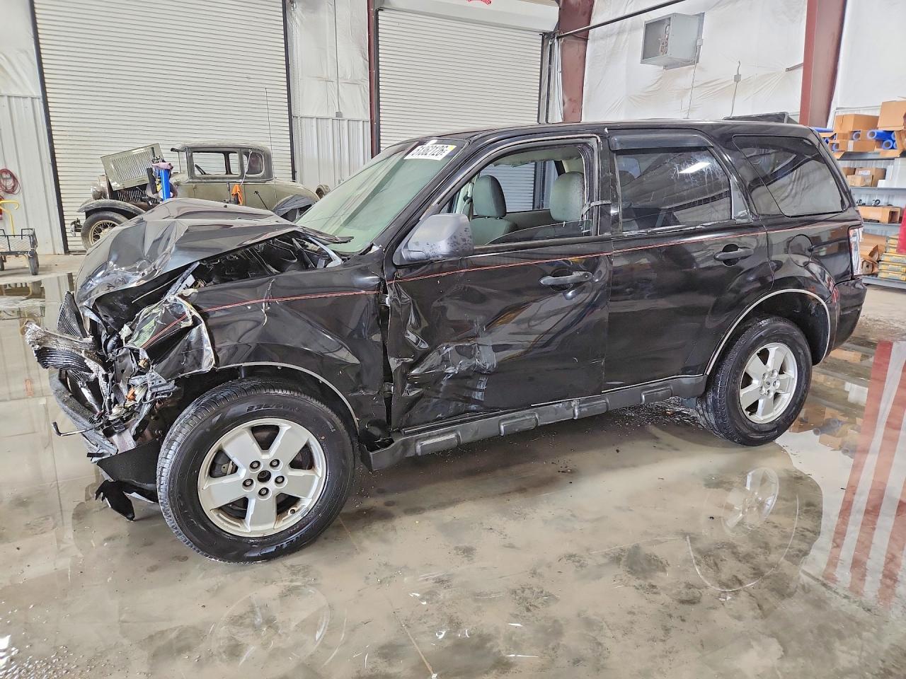 Salvage Ford Escape Image