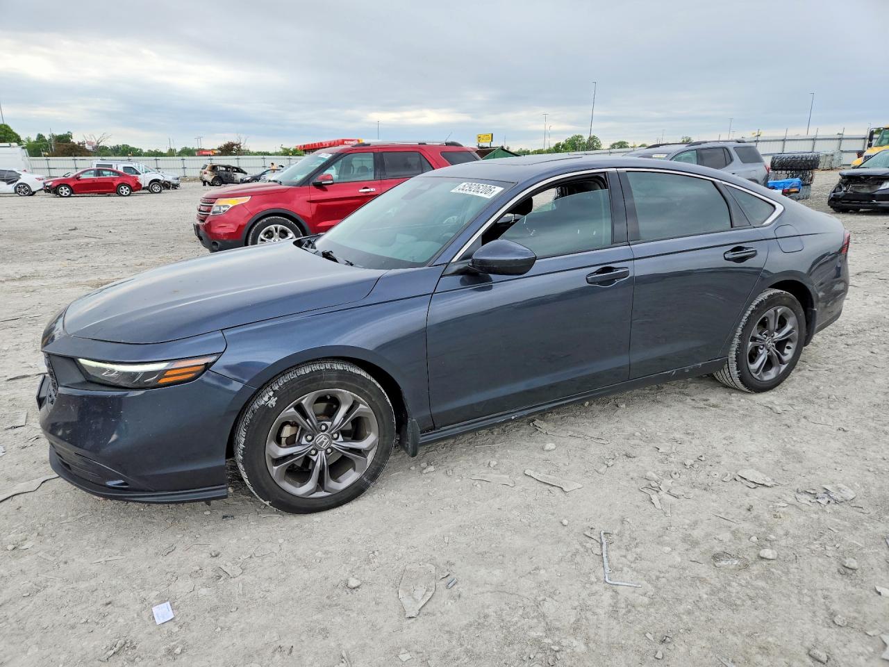 Salvage Honda Accord Image